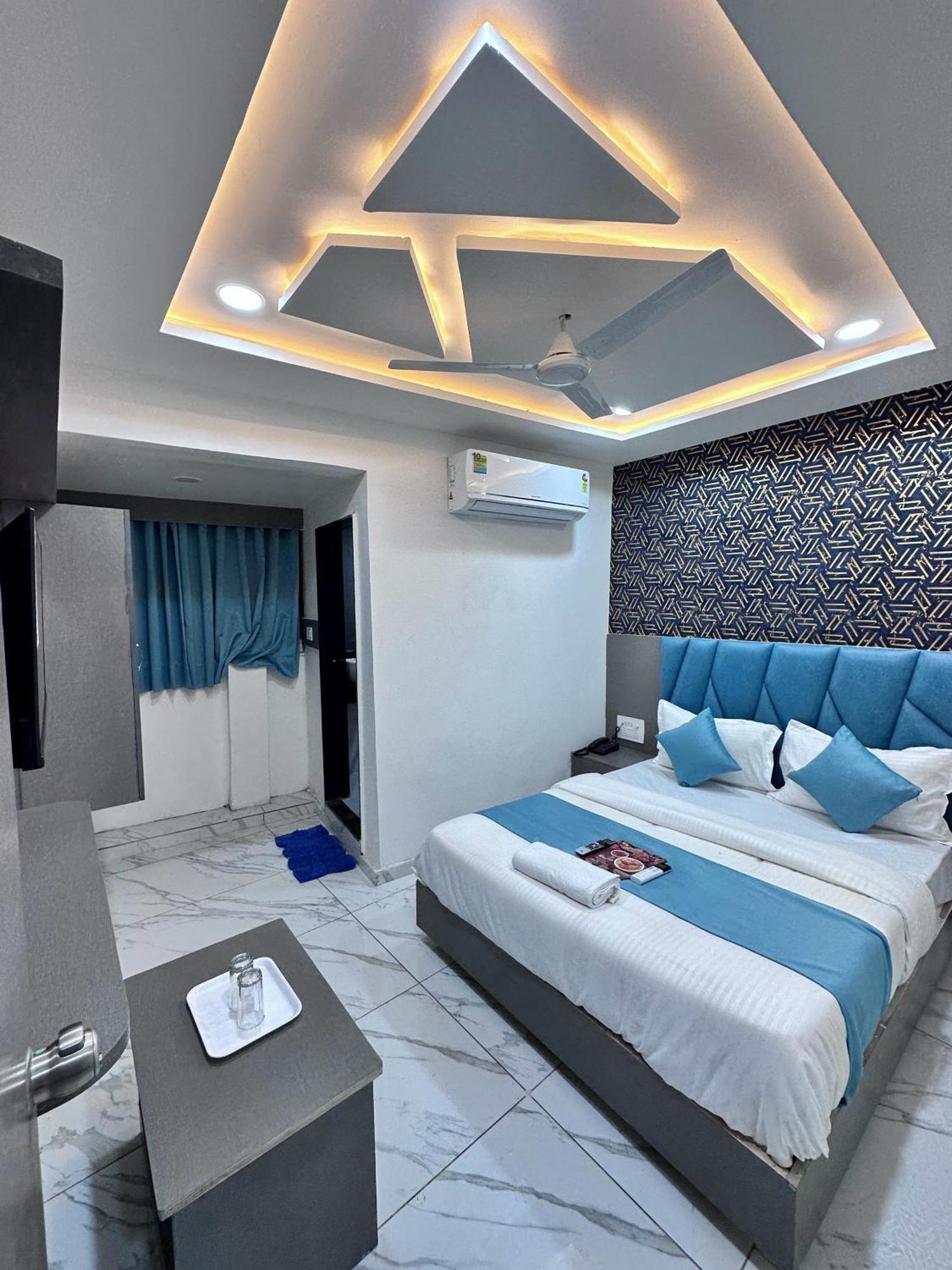 Hotel The Pacific Ahmedabad Airport Eksteriør bilde