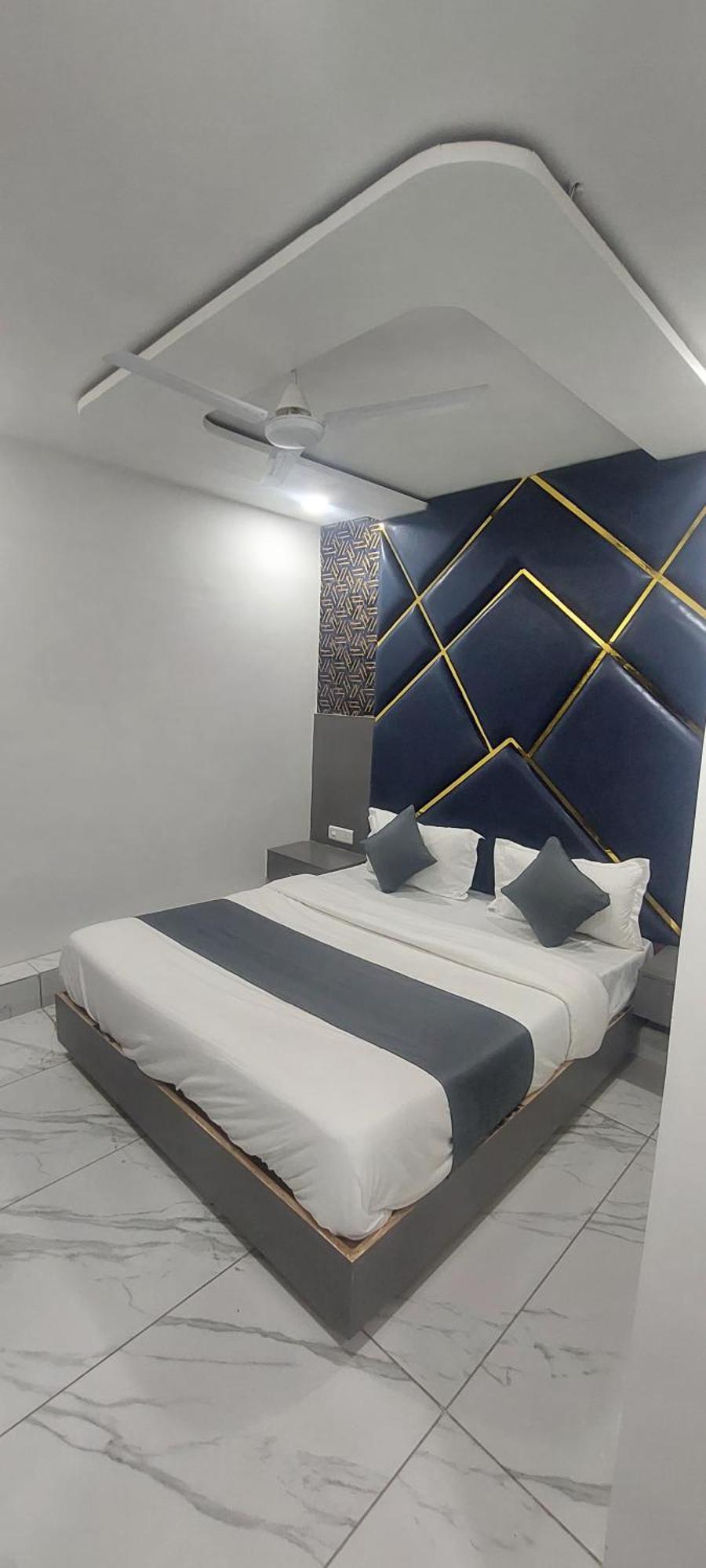 Hotel The Pacific Ahmedabad Airport Eksteriør bilde