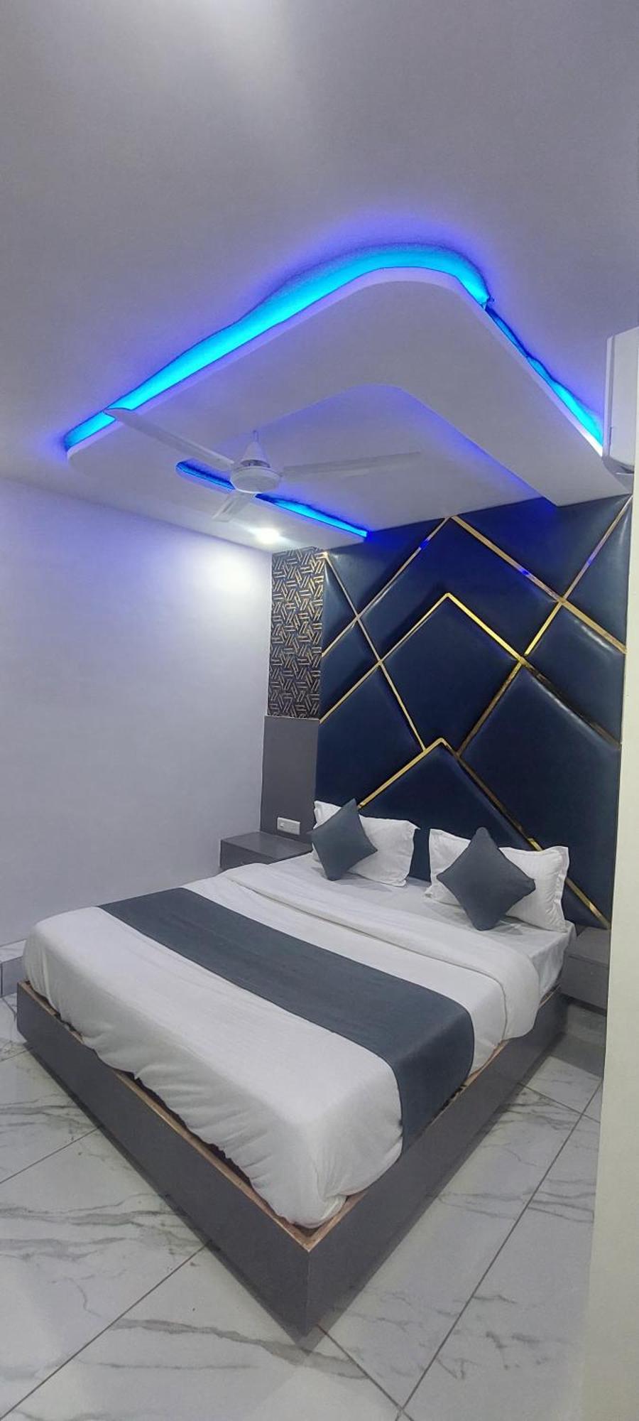 Hotel The Pacific Ahmedabad Airport Eksteriør bilde